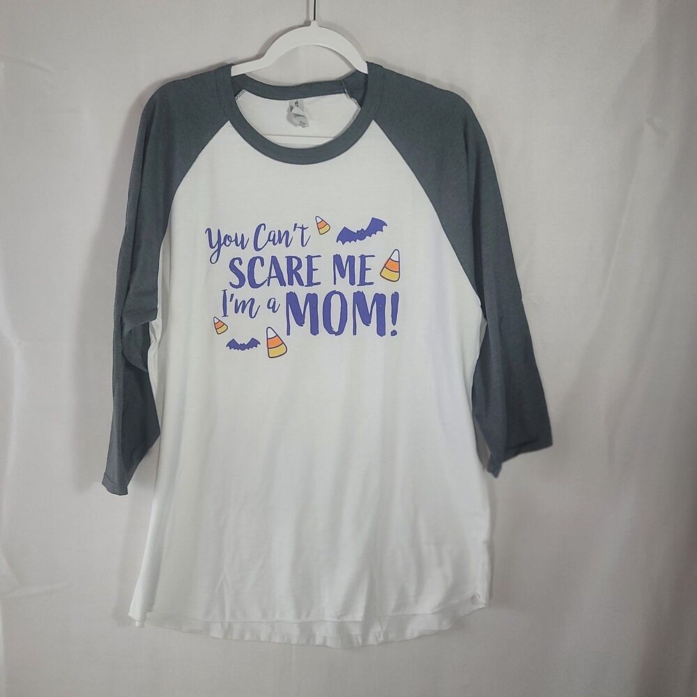 You Can't Scare Me I'm a Mom Raglan Baseball T-Shirt Halloween Woman's Gray XL